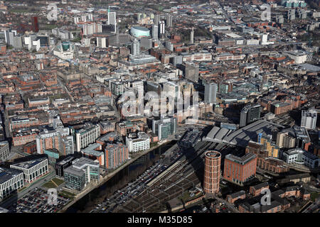 Vue aérienne de la gare de Leeds et centre-ville, UK Banque D'Images