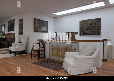 Électrique's Yard, Cambridge, ré-ouvre au public avec une extension par Jamie Fobert Architectes. La vieille maison. Banque D'Images