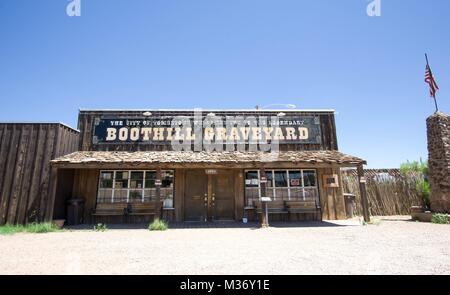 Avis de Boot Hill Cemetery à Tombstone, en Arizona Banque D'Images