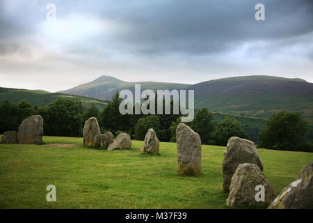 Le cercle de pierres de Castlerigg près de Keswick, sur une soirée orageuse : Lake District, Cumbria, England, UK Banque D'Images