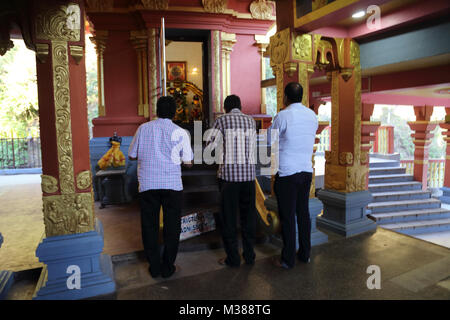 Sita Amman Temple Seetha Eliya Province de Sri Lanka a dit d'être l'endroit où Ravana a tenu captif Sita dans le Ramayana dévots à Temple Banque D'Images