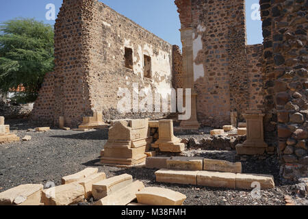 Ruines de l'ancienne cathédrale, Cidade Velha, l'île de Santiago, Cap-Vert Banque D'Images