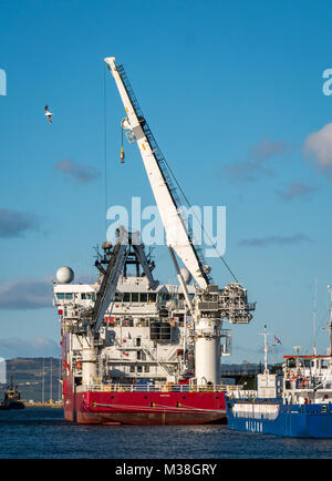 Le navire de ravitaillement de forage et d'un cargo Wilson Alicante amarré à quai de Leith, Édimbourg, Écosse, Royaume-Uni Banque D'Images
