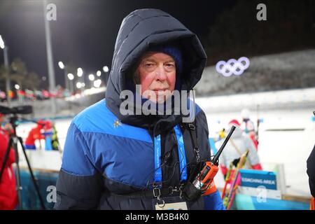 Pyeongchang, Corée du Sud. 10 fév, 2018. L'Allemand Wolfgang Pichler, actuel entraîneur de l'équipe suédoise, apparaît à la Women's Centre de biathlon à l'Alpensia Pyeongchang, en Corée du Sud, 10 février 2018. Comme l'ancien entraîneur de l'équipe féminine russe Pichler, était soupçonné d'avoir été impliqué dans une des plus graves affaires de dopage dans le sport l'histoire. Crédit : Michael Kappeler/dpa-Zentralbild/dpa/Alamy Live News Banque D'Images