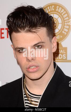 Los Angeles, CA, USA. Feb 8, 2018. Yungblud aux arrivées de 8e édition de la Guilde de superviseurs de musique Awards, le théâtre à l'Ace Hotel, Los Angeles, CA, le 8 février 2018. Credit : Priscilla Grant/Everett Collection/Alamy Live News Banque D'Images