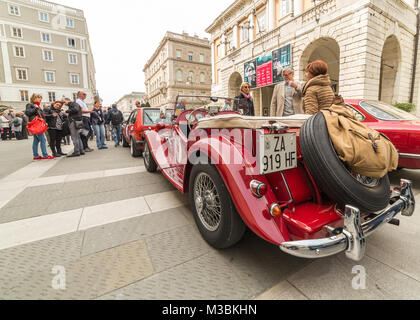 TRIESTE, Italie - 3 avril : Photo d'un rare modèle de la MG sur l'historique Opicina Trieste. Le 3 avril 2016. Trieste est la régularité historique Opicina exécuter Banque D'Images