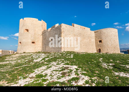 Château Chateau d'If, près de Marseille en France. Par beau jour chaud en Provence. Le château où le comte de Monte Cristo a été emprisonné sur l'île du Frioul Banque D'Images