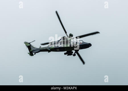BERLIN, ALLEMAGNE - 01 juin 2016 : Airbus Helicopters hélicoptère d'attaque Tigre. ILA Berlin Air Show Exhibition 2016 Banque D'Images