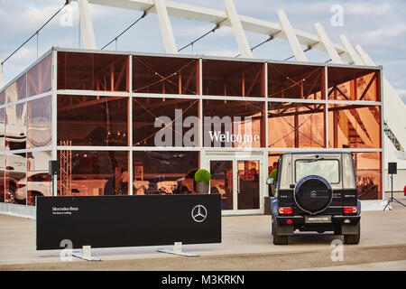 Kiev, Ukraine - le 10 octobre 2015 : Mercedes Benz star l'expérience. La série de tests de conduite Banque D'Images