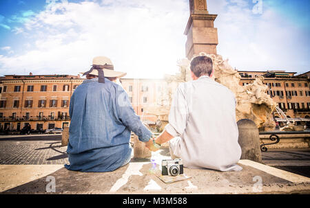 Couple de touristes en vacances à Rome Banque D'Images