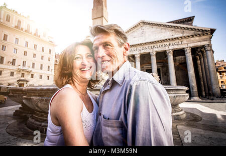 Couple à rome Banque D'Images