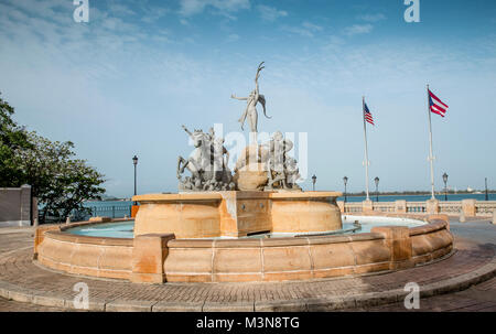 Paseo de la Princesa fontaine dans la vieille ville de San Juan, Puerto Rico Banque D'Images