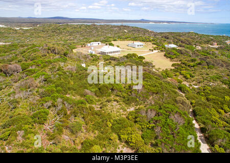 Vue sur le Chalet du gardien de phare Eddystone Point Banque D'Images