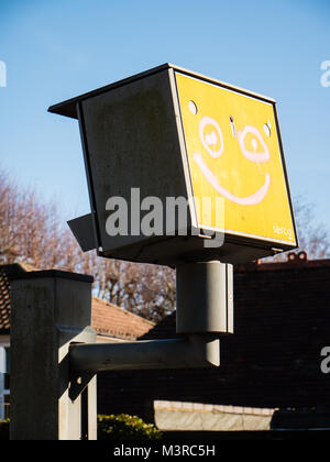 Smiley Face, Speed Camera, Caversham, Reading, Berkshire, Angleterre. Banque D'Images