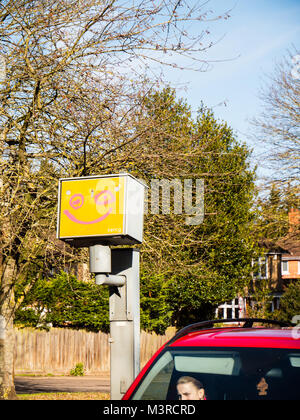 Smiley Face, Speed Camera, Caversham, Reading, Berkshire, Angleterre. Banque D'Images