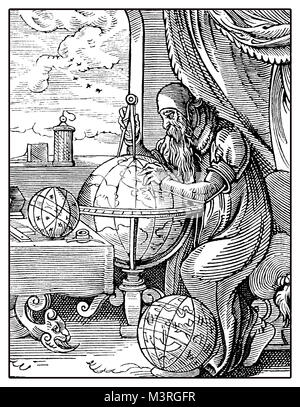 Portrait du géographe médiéval avec globe et boussole à grande découverte fois, gravure d'époque Banque D'Images