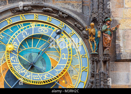Détail de l'Horloge Astronomique de Prague (Orloj) dans la vieille ville de Prague, République Tchèque Banque D'Images