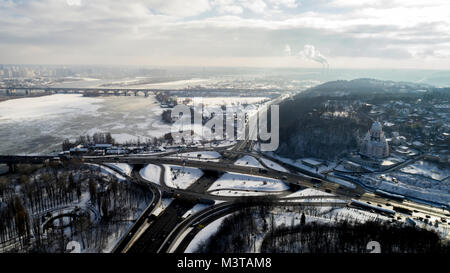 Voir la série d'un échangeur du chemin de la turbine à Kiev. Banque D'Images