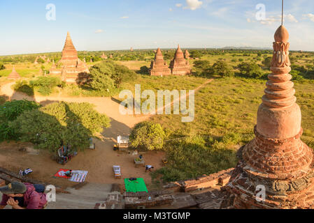 Bagan : vue depuis Buledi Temple, temples, stupas, Nan Myint, tour d'observation , région de Mandalay, Myanmar (Birmanie) Banque D'Images