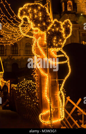 Wiener Christkindlmarkt, Marché de Noël éclairé la nuit, Rathausplatz, Autriche, Vienne, l'Europe, Banque D'Images