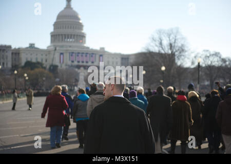 À partir de 1 h le jour de l'investiture l'U.S. Marshals Service a aidé le Service secret des États-Unis dans la sécurité de l'état les terrains les tribunaux américains ainsi que l'escorte de l'appareil judiciaire et de leur famille à la capitale pour la 57e Cérémonie d'investiture. Photo par Shane T. McCoy / U.S. Marshals USMS-01212013- 047 par U.S. Marshals Service Banque D'Images