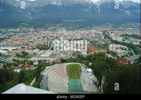 La ville d'Innsbruck à partir du saut à ski de Bergisel Banque D'Images