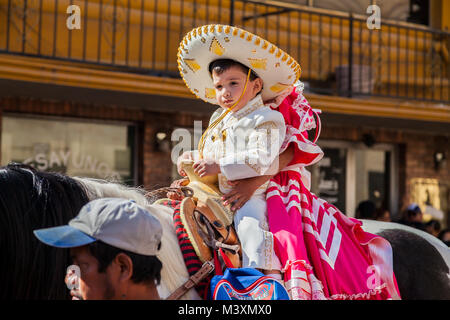 Matamoros, Tamaulipas, Mexique - Mars 02, 2013, Fêtes Desfile Mexicanas fait partie du Charro Jours Fiesta - Fiestas Mexicanas, un bi-national festiva Banque D'Images