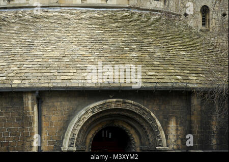 L'église de style normand du Saint Sépulcre appelée aussi l'église Ronde construite en 1130 à Cambridge, Cambridgeshire, Angleterre, Royaume-Uni. Le 6 avril Banque D'Images