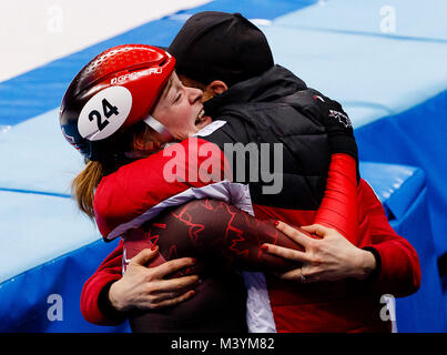 Gangneung, Corée du Sud. 14Th Nov, 2017. Kim Boutin du Canada célèbre le WomenÃ boire au cours de bronze¢â€™Patinage de vitesse courte piste 500m finale aux Jeux Olympiques d'hiver de PyeongChang 2018 à Gangneung Ice Arena le mardi 13 février 2018. Crédit : Paul Kitagaki Jr./ZUMA/Alamy Fil Live News Banque D'Images
