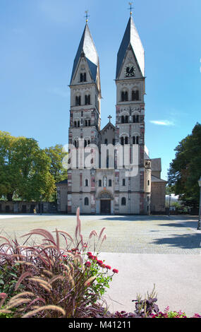 Basilique de St Castor à la vieille ville, la plus ancienne église de Coblence, UNESCO World Heritage site culturel, Rhénanie-Palatinat, Allemagne, Europe Banque D'Images