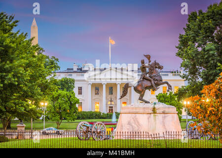 Washington DC, USA Maison Blanche au crépuscule. Banque D'Images