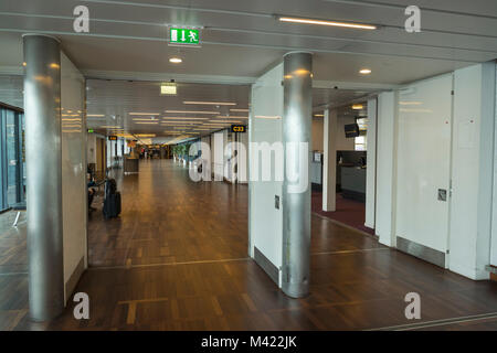 Dans les couloirs Københavns lufthavn Banque D'Images