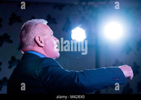 Parti du Travail Président Ian Lavery MP donne aux discours à l'Hôtel de bien-être mineurs Shottstown, Penicuik Midlothian, au début d'un tour de l'Ecosse. Banque D'Images