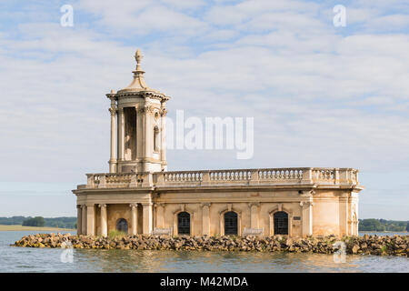 Un close up image de Normanton église sur la rive sud de Rutland Water, Rutland, England, UK Banque D'Images