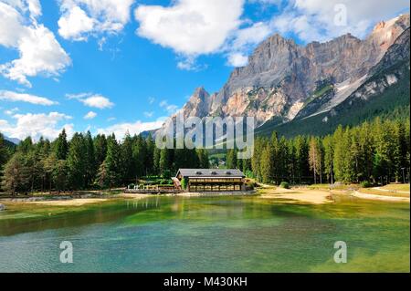 Le lac Lago di San Vito, San Vito di Cadore, Dolomites, Alpes, province de Belluno, Vénétie, Italie Banque D'Images