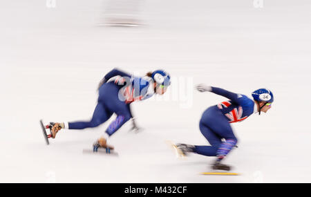 Gangneung, Corée du Sud. 14Th Nov, 2017. Grande-bretagne l'équipe se réchauffe au cours de la Men's Patinage de vitesse courte piste 15000m de chaleur au Jeux Olympiques d'hiver de PyeongChang 2018 à Gangneung Ice Arena le mardi 13 février 2018. Crédit : Paul Kitagaki Jr./ZUMA/Alamy Fil Live News Banque D'Images
