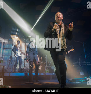 Simple Minds prendre à la scène en Barrlowlands Glasgow .Bac 2007 le 13 février 2018. Premiere le nouvel album studio, marcher entre les mondes. Glasgow Barrowland Ballroom ,:Crédit Photo Martin os (Ecosse) Crédit : Martin Bone/Alamy Live News Banque D'Images