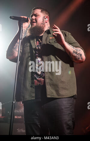 Islington Assembly Hall, Royaume-Uni. Feb 13, 2018. WarChild's Brits Semaine, Rag n Bone Man performing à Islington Assembly Hall - 13 février 2018 Crédit : Tom Rose/Alamy Live News Banque D'Images