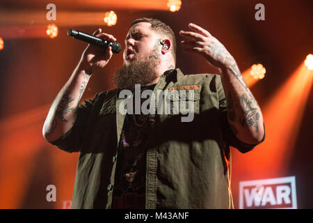 Islington Assembly Hall, Royaume-Uni. Feb 13, 2018. WarChild's Brits Semaine, Rag n Bone Man performing à Islington Assembly Hall - 13 février 2018 Crédit : Tom Rose/Alamy Live News Banque D'Images