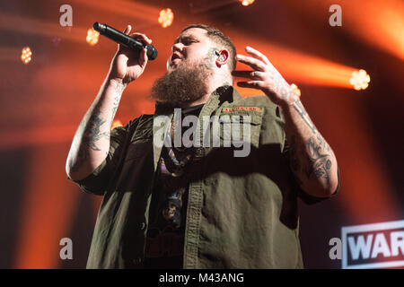 Islington Assembly Hall, Royaume-Uni. Feb 13, 2018. WarChild's Brits Semaine, Rag n Bone Man performing à Islington Assembly Hall - 13 février 2018 Crédit : Tom Rose/Alamy Live News Banque D'Images