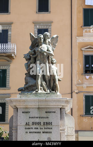 Portoferraio, statue ai suoi eroi caduti, l'île d'Elbe Banque D'Images