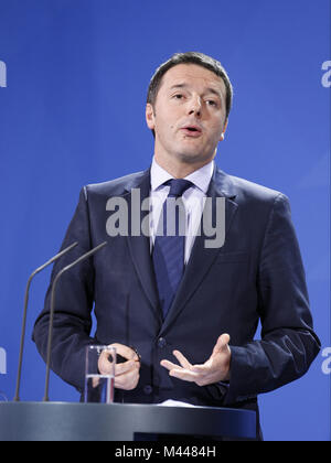 Merkel répond à nouveau Premier ministre italien Renzi à Berlin. Banque D'Images