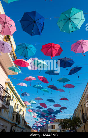 Parapluies Street à Pula,Sardaigne,Italie Banque D'Images