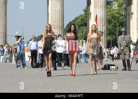 Allemagne's Next Topmodel Top 3 Photocall Berlin Banque D'Images