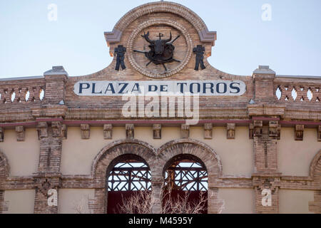 Plaza de Toros, toros,façade détail signe. Castellon, Espagne. Banque D'Images