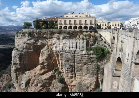 El Puente Nuevo, nouveau pont de Ronda, Andalousie Banque D'Images