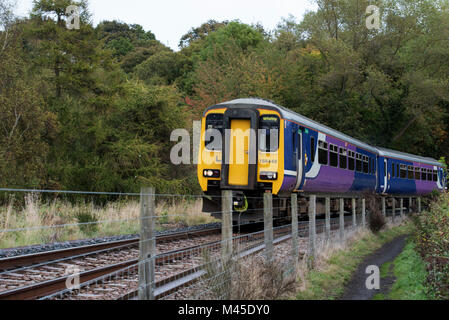 156 classe Metro-Cammell DMU 156448 British Rail trains multiples Diesel construit Banque D'Images