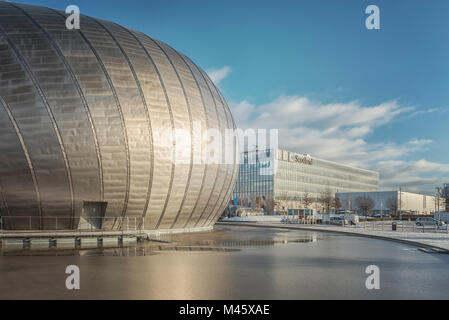 GLASGOW, ÉCOSSE - 17 janvier 2018 : une vue de la ville de Glasgow le long de la rivière Clyde. Banque D'Images