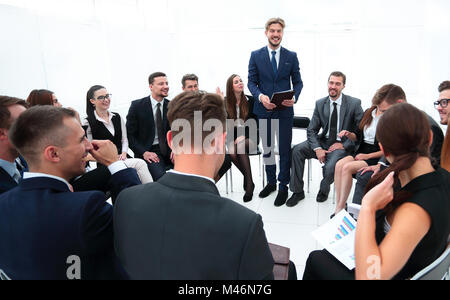 L'équipe d'affaires à la session sur le renforcement des équipes. Banque D'Images