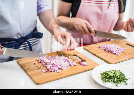 Compétences à découper dans la cuisine. Banque D'Images